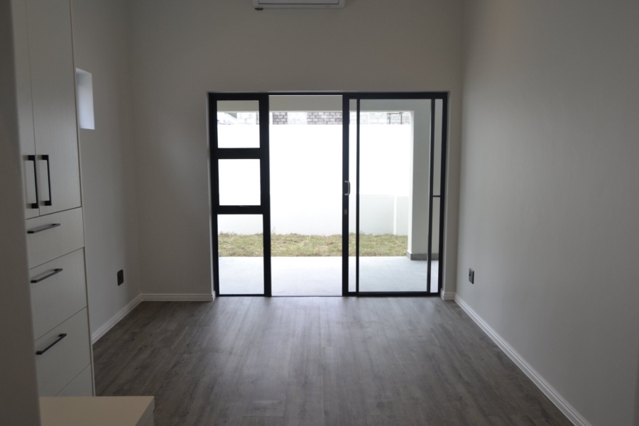 3 Bedroom Property for Sale in Somerset Lakes Western Cape